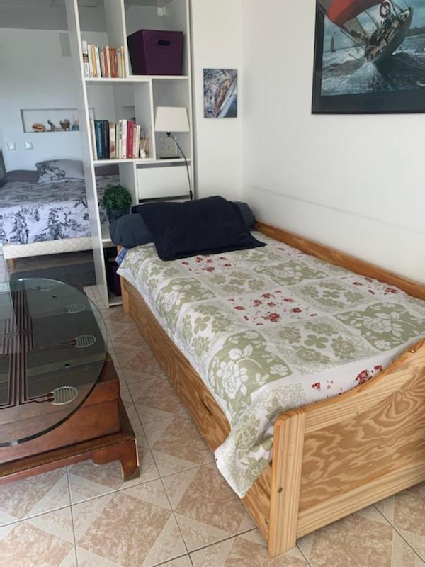 Charmant Studio Meuble Montignac-Charente المظهر الخارجي الصورة